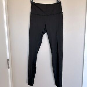 Lululemon Wonder Train High Rise Tight 28”